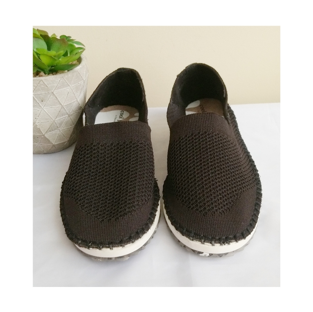 Cool Planet Women's Electrik Sneaker Slip on Black Size 7 New